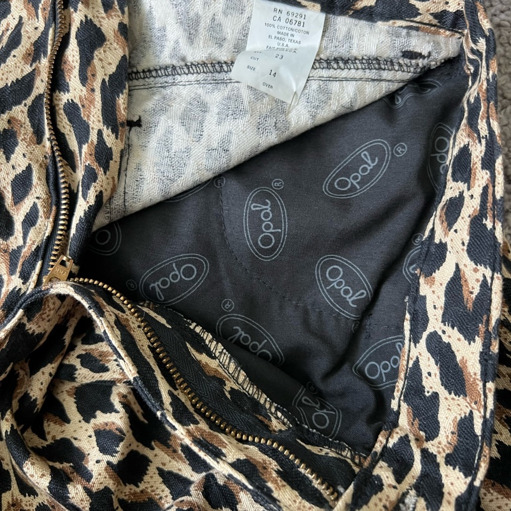 Cache Cheetah print Jeans size 14 NWT (30” waist) - Picture 8 of 12
